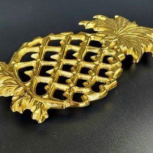 Vintage Virginia Metal-crafters - Brass - Pineapple Shaped Trivet
